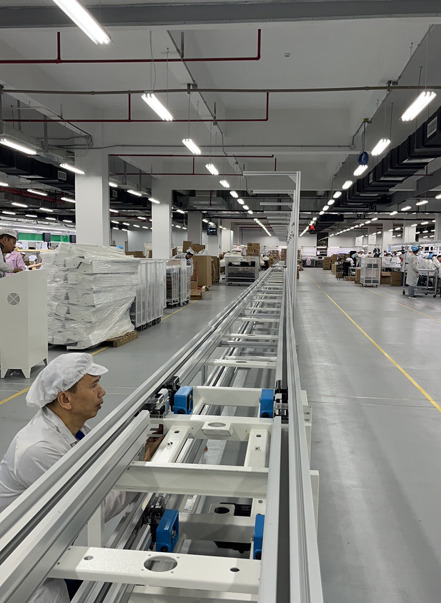 1765512619119315.jpeg 組裝線安裝現場2.jpeg